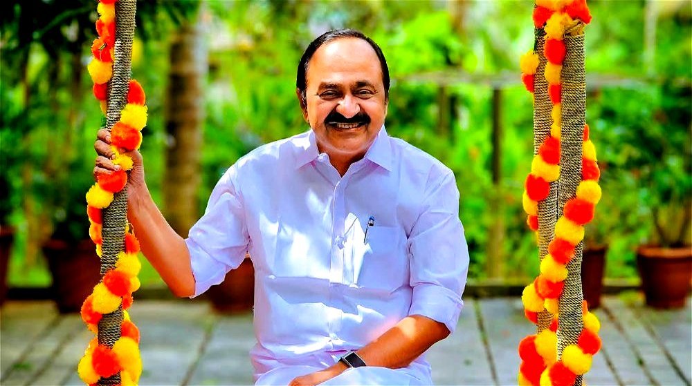ഓണാശംസകൾ നേർന്ന് മുഖ്യമന്ത്രി