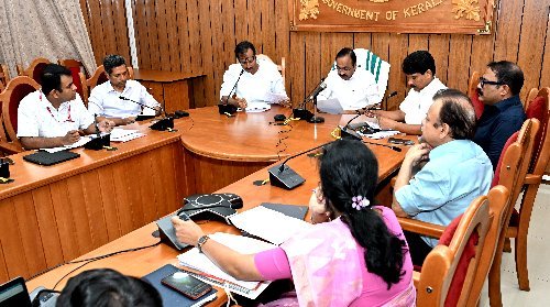 കർഷകർക്ക് നെല്ലിന്റെ പണം നേരിട്ട് ലഭ്യമാക്കുന്നതിൽ പുതിയ സാധ്യതകൾ പരിശോധിക്കും:  മുഖ്യമന്ത്രി